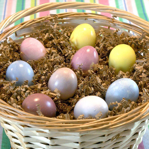 DIY Naturally Dyed Easter Eggs with Veggies and Spices